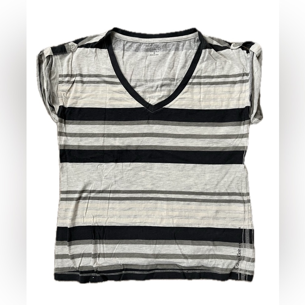 Calvin Klein Vneck top
